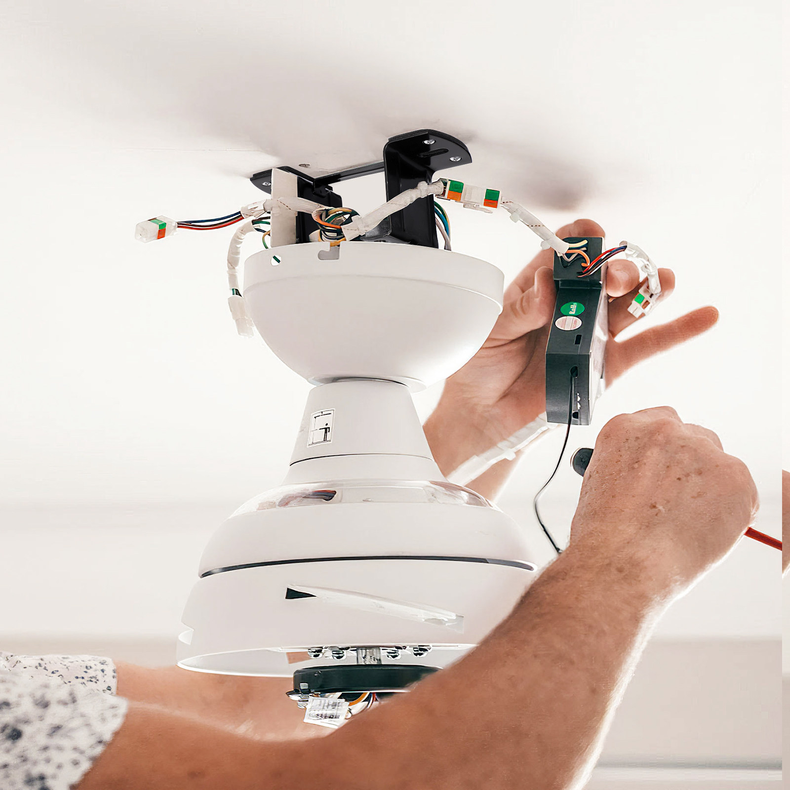 Stevige ijzeren montagebeugel  - Ceiling Fan Mount recensie en prijs
